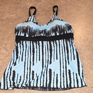 (J47) Black and Blue Graphic Fitted Camisole Top Only
